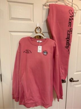 The World Needs More Empathy
Vintage Pink Set (XXL top/ XL bottoms)
